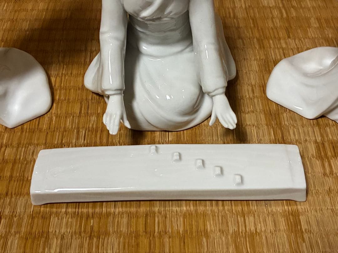 白磁 琴引き 和装 着物 乙女 女人像 揃い 三体揃い 時代物 古伊万里 出石焼