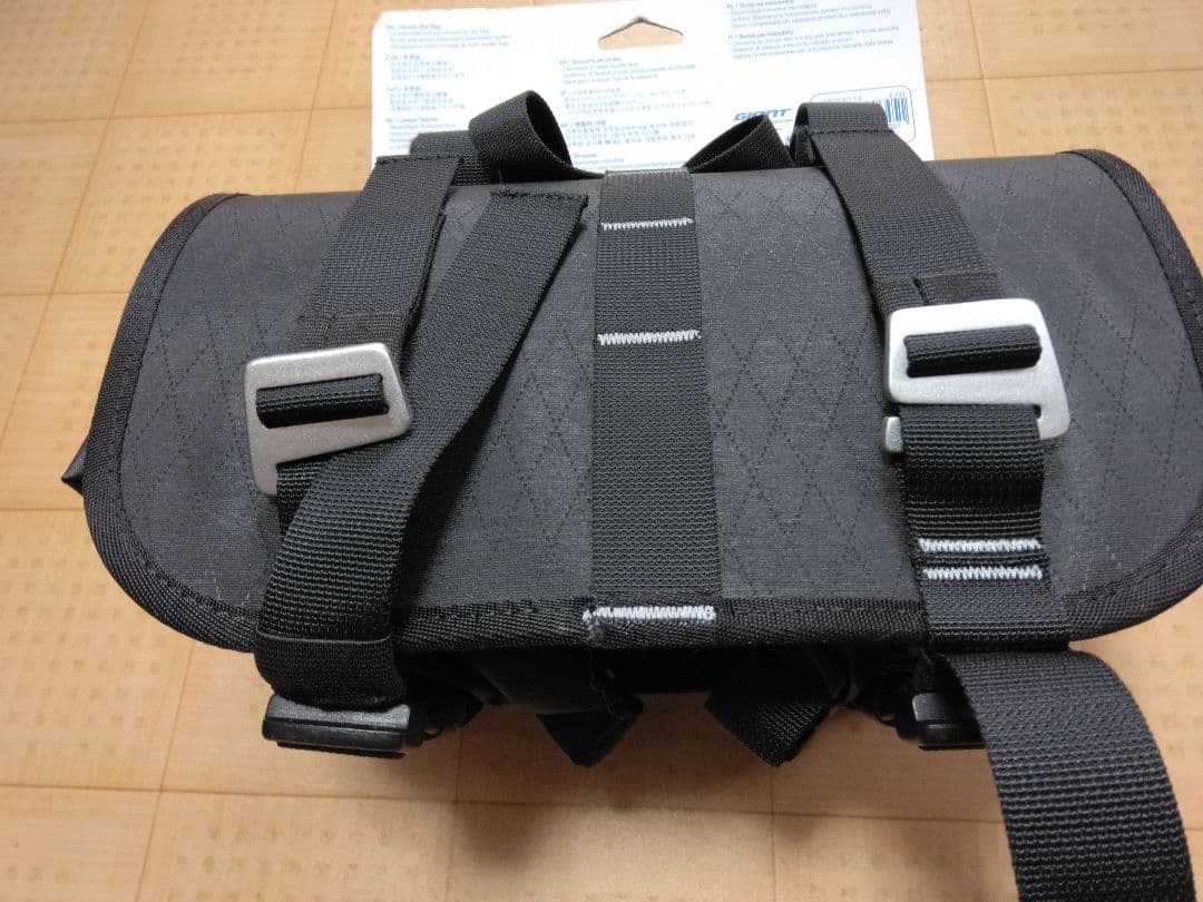 Lサイズ　ジャイアントフロントバッグ