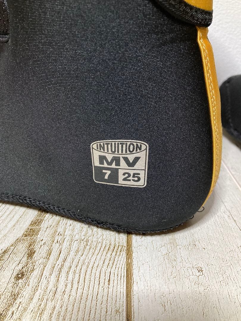 INTUITION サーモインナー 25cm