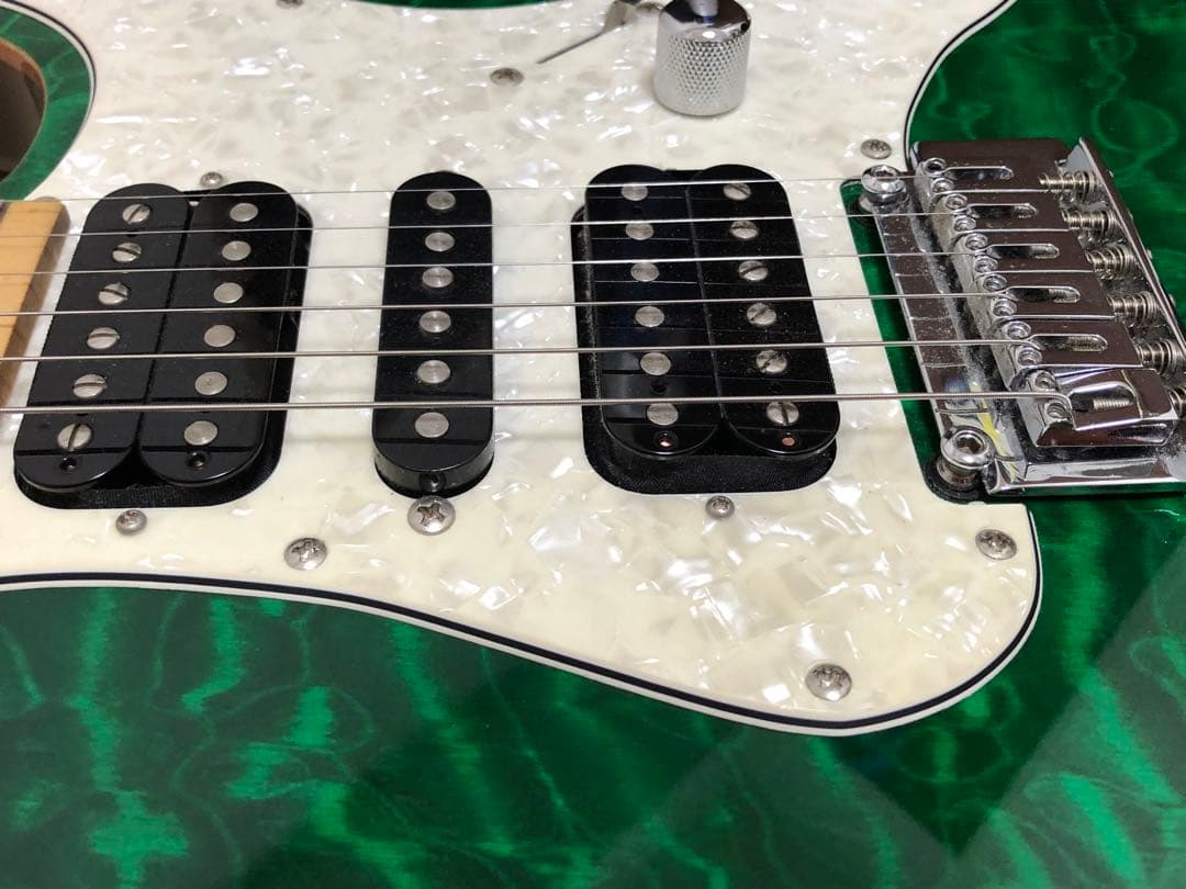 セルバ　SELVA エレキギター　軽量　超低弦高