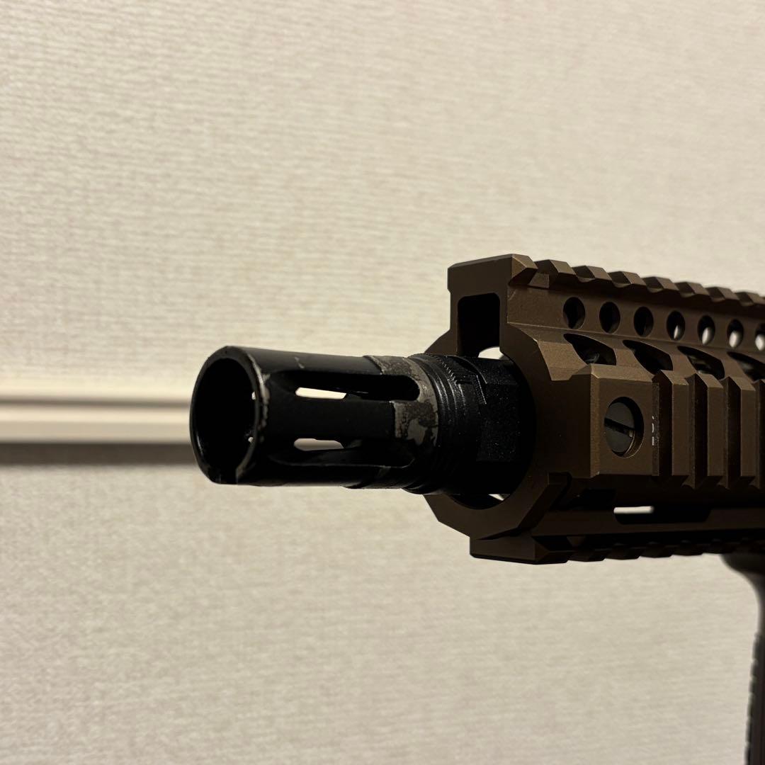 東京マルイ 次世代電動ガン CQBRカスタム 実物パーツ多数　電子トリガー内蔵