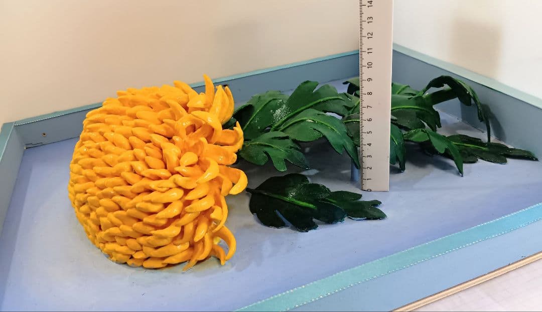 菊と近寄る昆虫