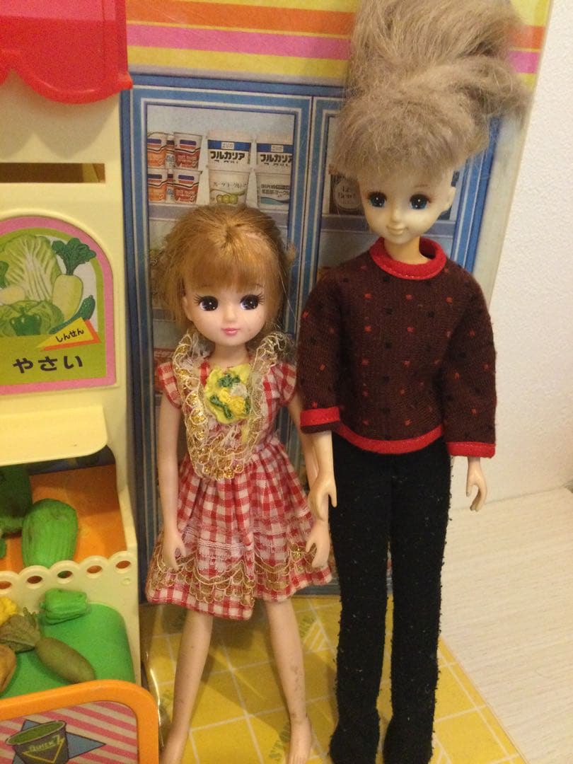 注目！旧タカラ　リカちゃんのおしゃべりストア　人形4体着き　昭和レトロ　ジャンク