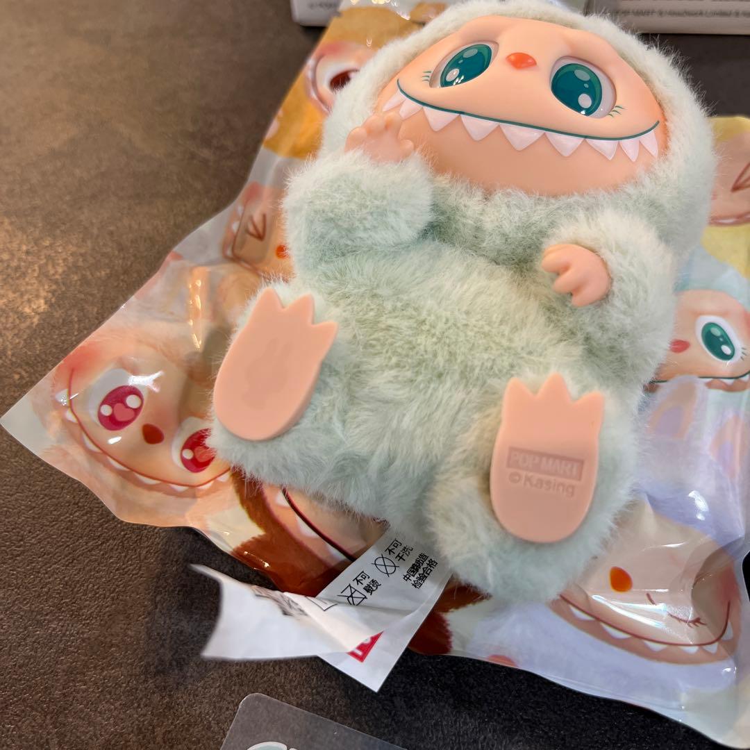 ラブブ　have a seat BABA QUQU