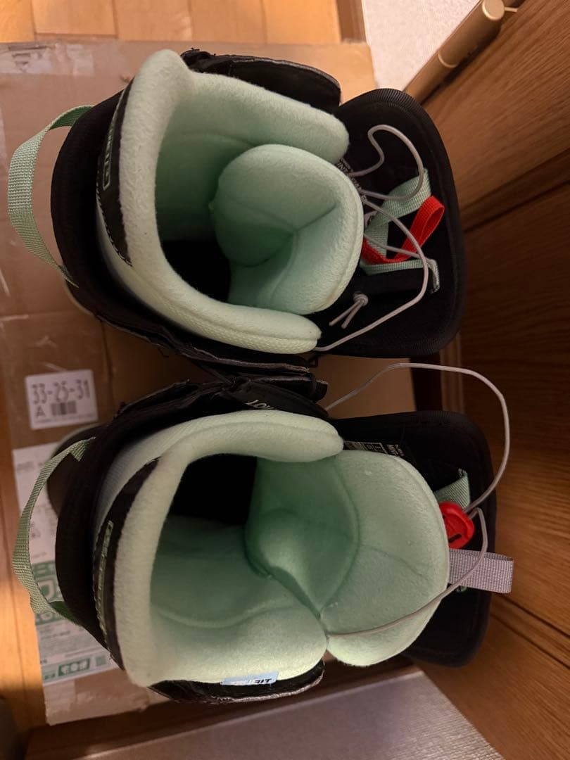 Burton Mint スノーボードブーツ ブラック/ミント　25cm
