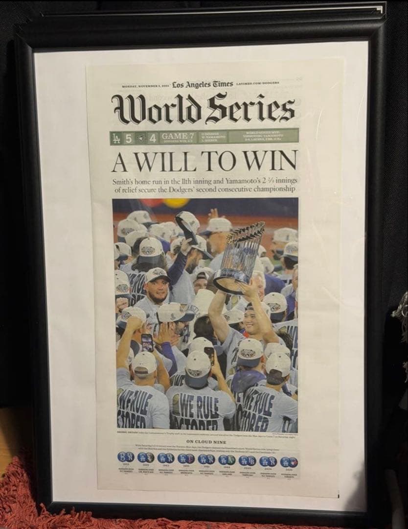\"数々の伝説を生み出した\"ドジャース 『ワールドシリーズ優勝記念号】額縁入り