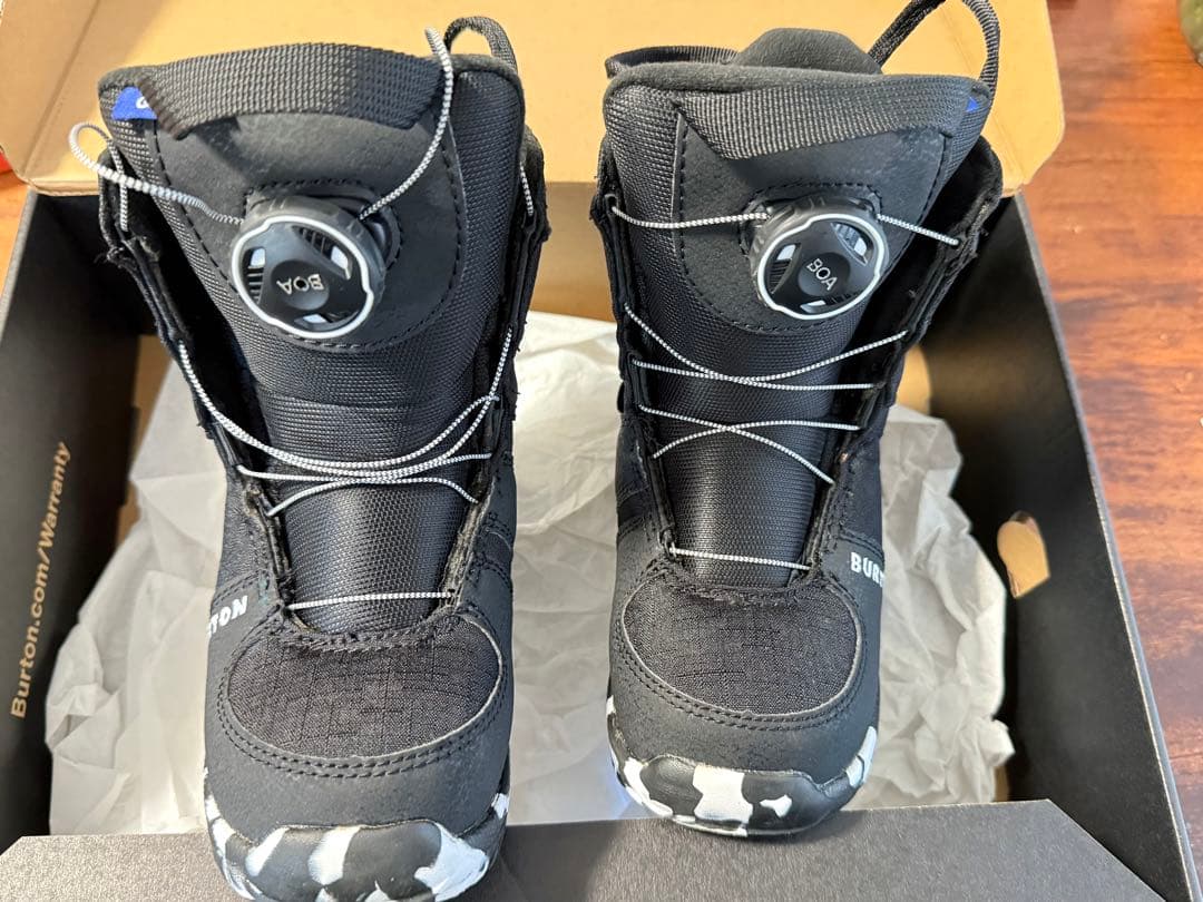 超美品BurtonGromBOA子ども用スノーボードブーツ 11C 17.5cm