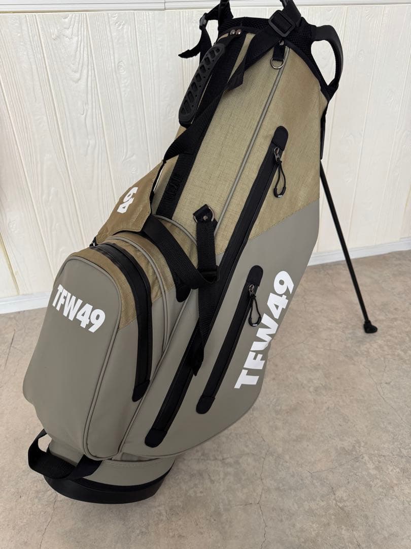 TFW49　キャディーバッグ　ベージュ　ネームタグ付き