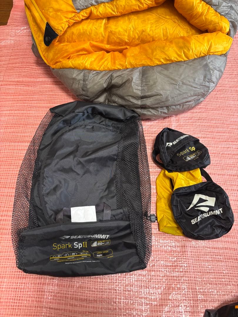SEA TO SUMMITのダウンシュラフ　スパークSP2