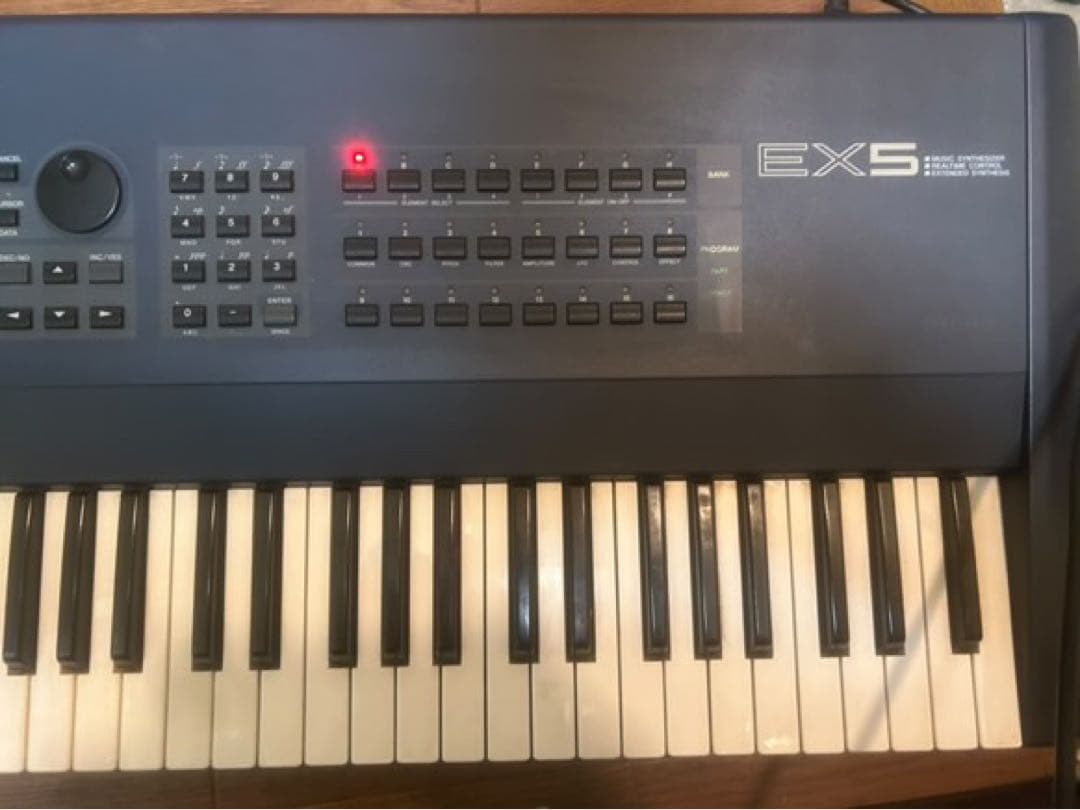 正月セールYamaha EX5 シンセサイザー 61キー　値下げ