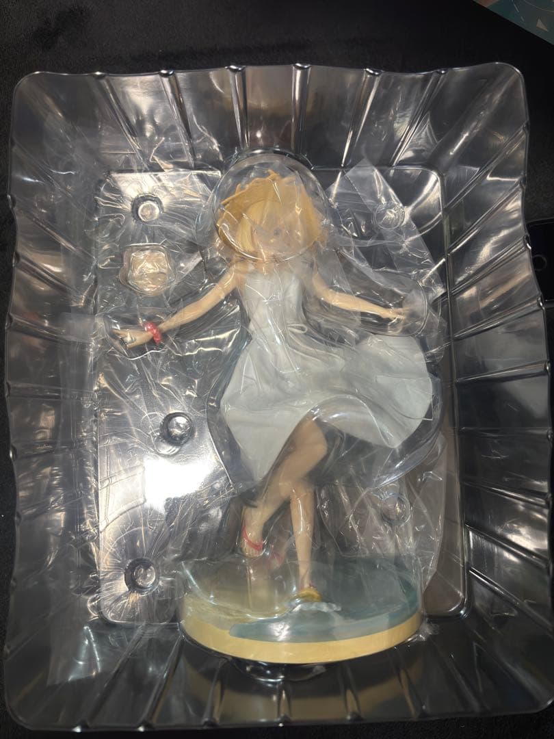 ベルファイン　錦木千束 白ワンピースVer. 1/7 完成品フィギュア