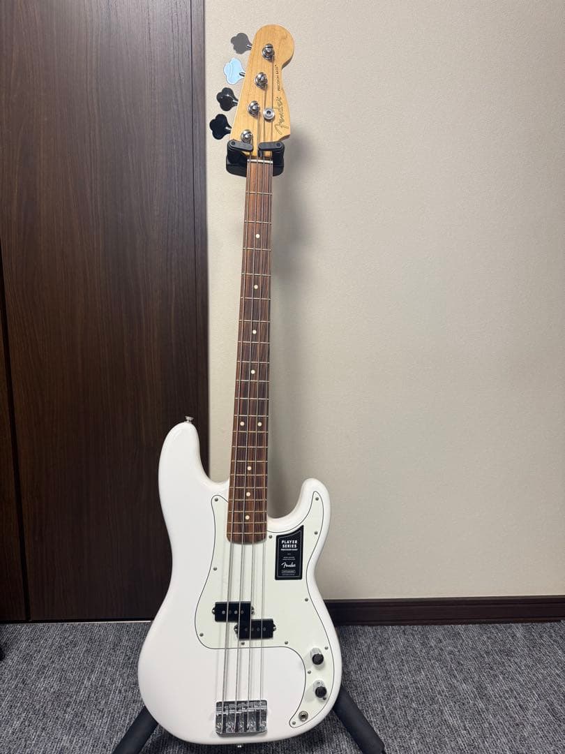 おまけ付き　Fender prayer Precision Bass ホワイト
