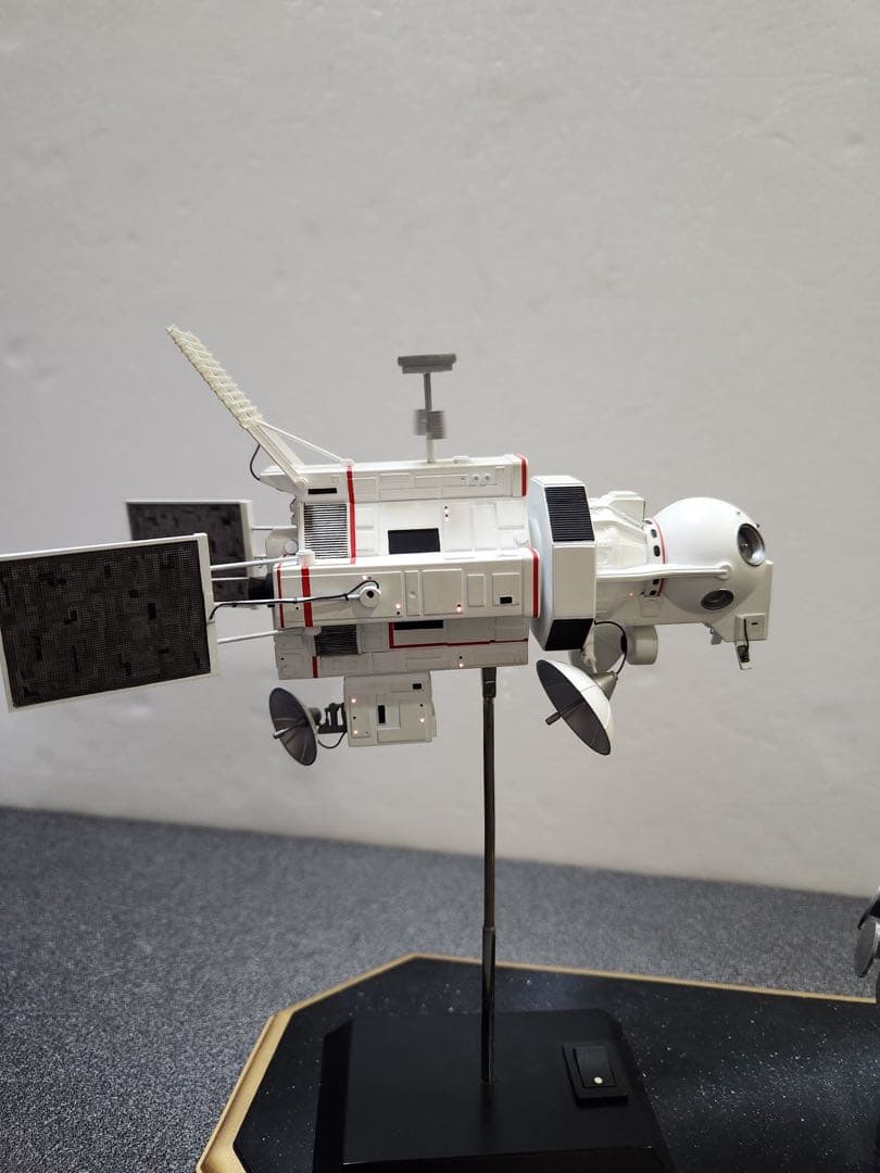 精密再現！　謎の円盤UFO 有名モデラー渾身の逸品 コンピュータ偵察衛星SID