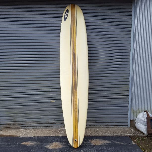 バックドアー　サーフボード