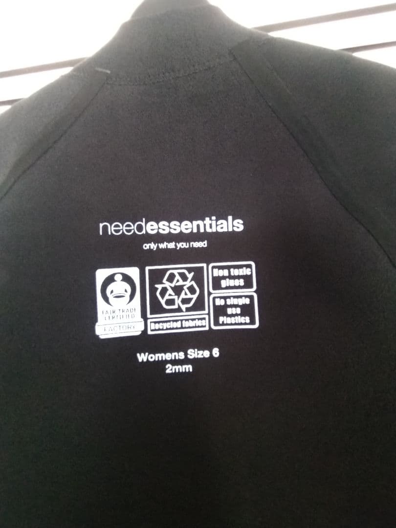 need essentials タッパーウェットスーツ 2mm 女性用サイズ6