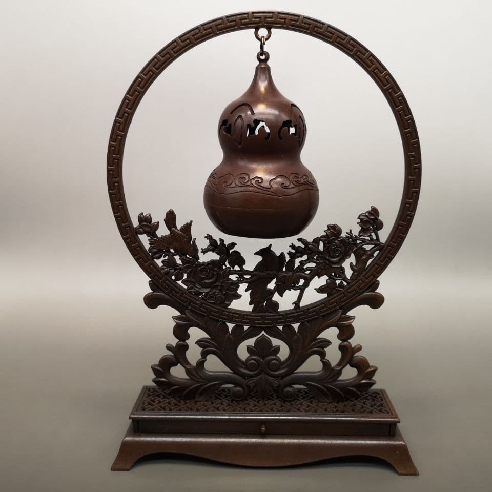 銅器 金瓢簞の弔香炉です 装飾品 工芸品 美術品 置物