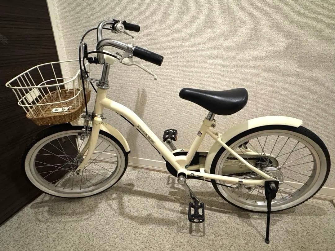 自転車　あさひ　イノベーションファクトリー　キッズ　アイボリー 18インチ