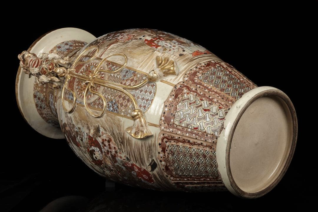 【極上薩摩焼】特大金襴手色絵賢人図獅子摘蓋獅 香炉 飾壺 時代骨董 古美術アート