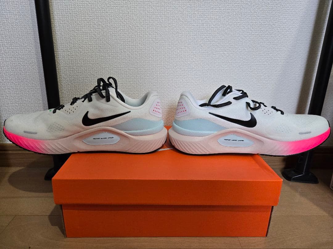 NIKE ストラクチャー26 27cm
