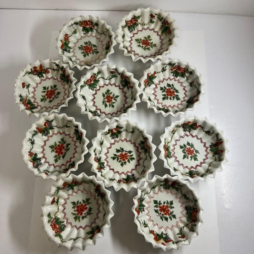 江戸中後期古伊万里赤絵花図　ギザギザ向付10客　木箱付　幅約12.7㎝　トトオサ