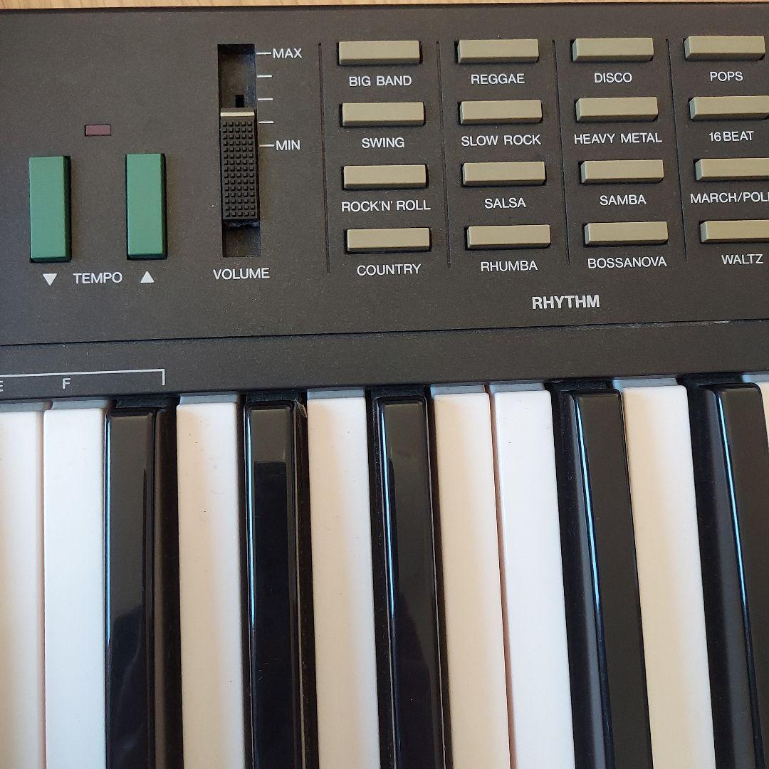 YAMAHA PORTATONE PSR-11 キーボード ヴィンテージ