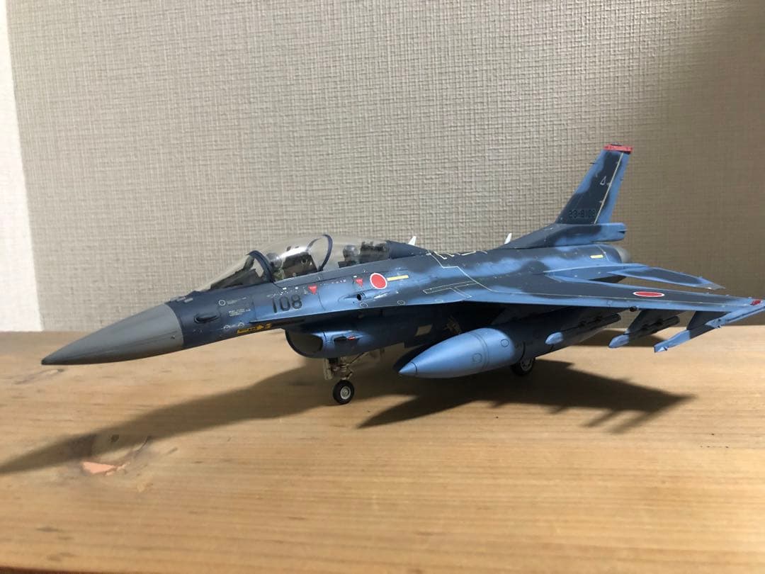 航空自衛隊　F-2B プラモデル