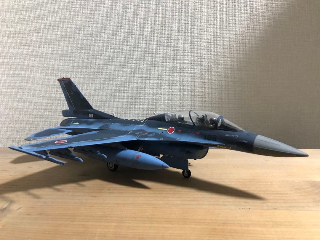 航空自衛隊　F-2B プラモデル