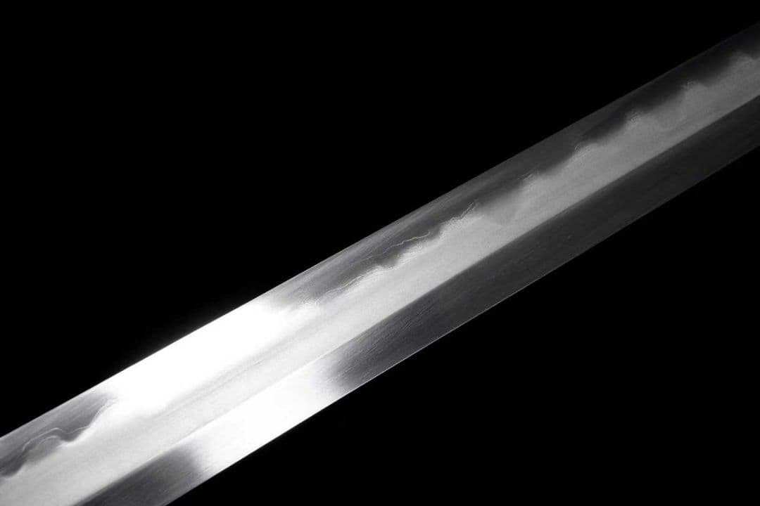 【白銅竜紋】古兵器 武具 刀装具 日本刀　模造刀 居合刀 武士道 鑑賞用 美術刀