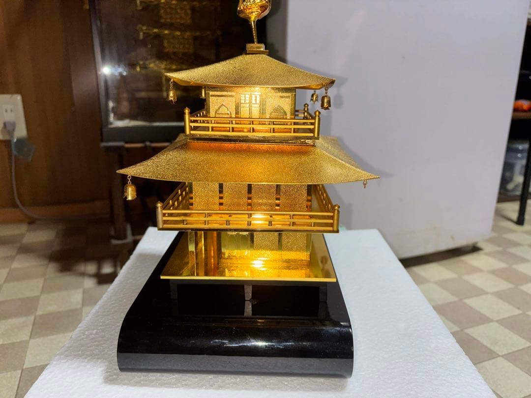 金閣寺模型 金色 金属製