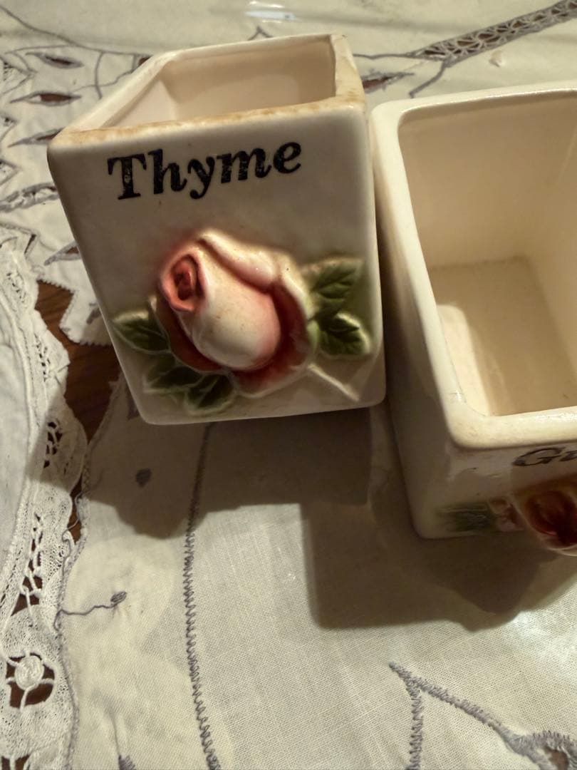 アンティーク　ローズ　チェスト　陶器