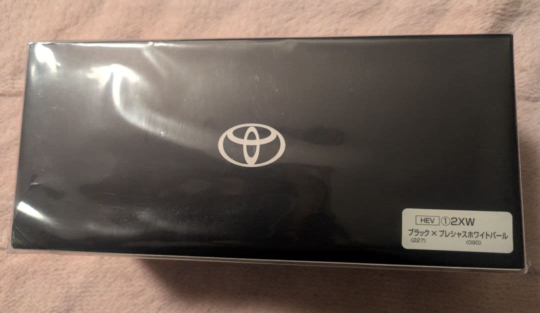 トヨタ CROWN ESTATE ミニカー ホワイト