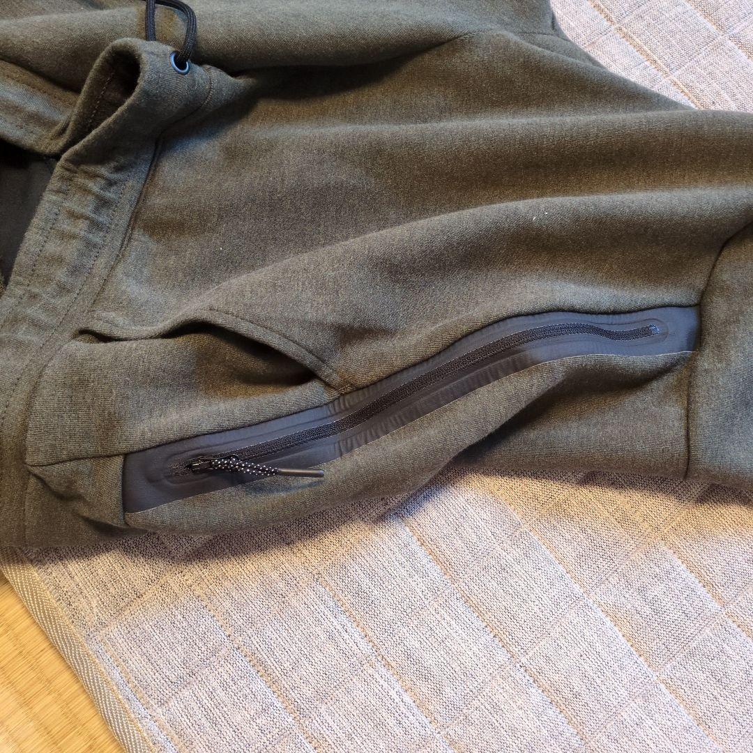 ナイキ テックフリース パーカー　ジョガー上下セットLサイズ