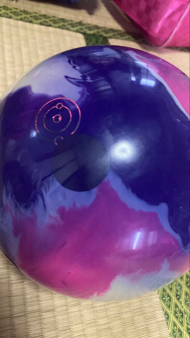 ION MAX ボウリングボール ピンク紫 15ポンド