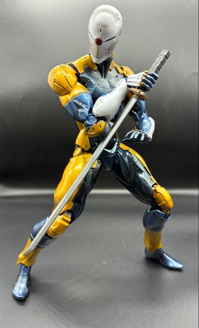 プレイアーツ改　サイボーグ忍者　メタルギアソリッド