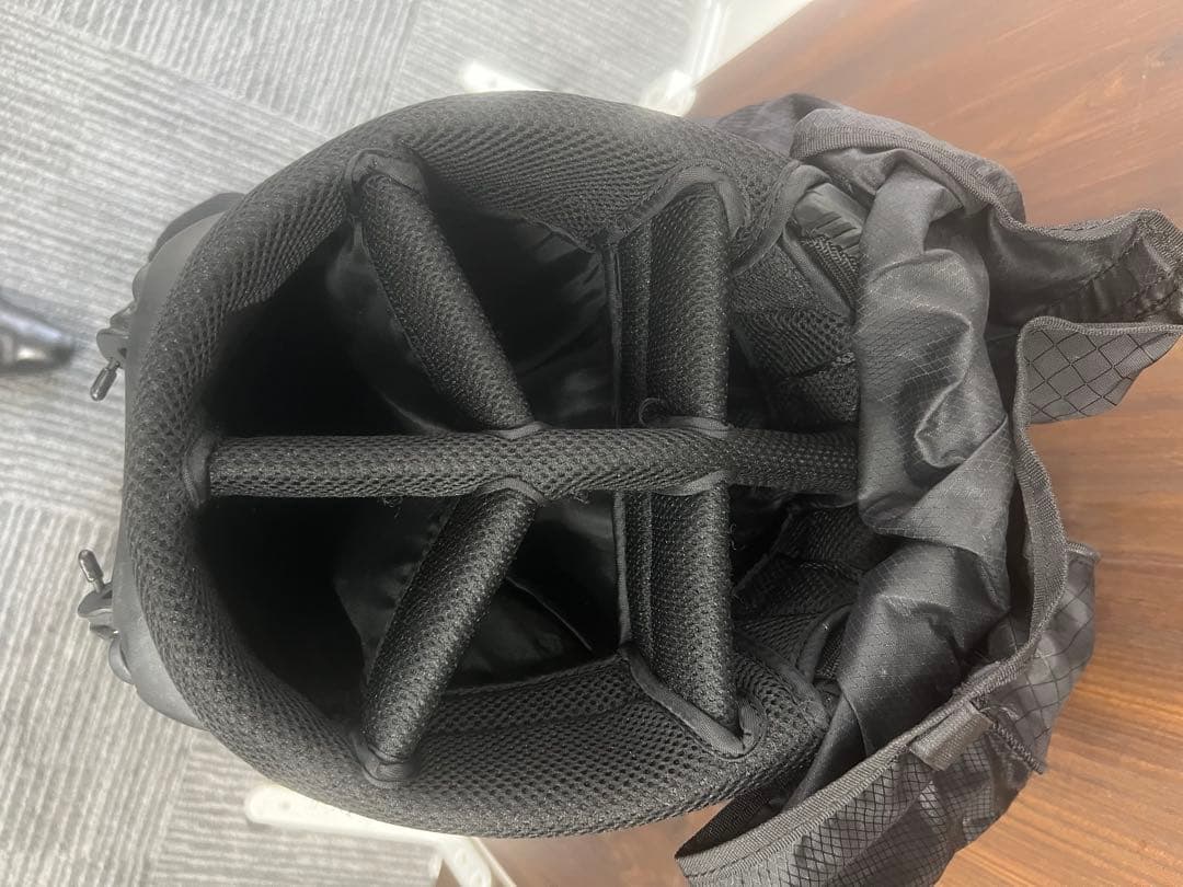 Titleist ブラック キャディバッグ スタンド付き