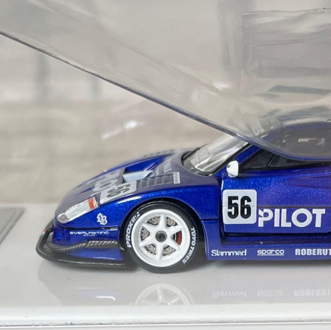 フェラーリF40 LBWK 1/64 ミニカー　ガルウィング開閉