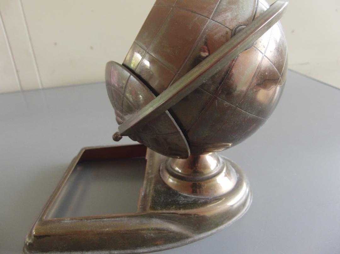 地球儀型卓上シガレットケース（灰皿付き）