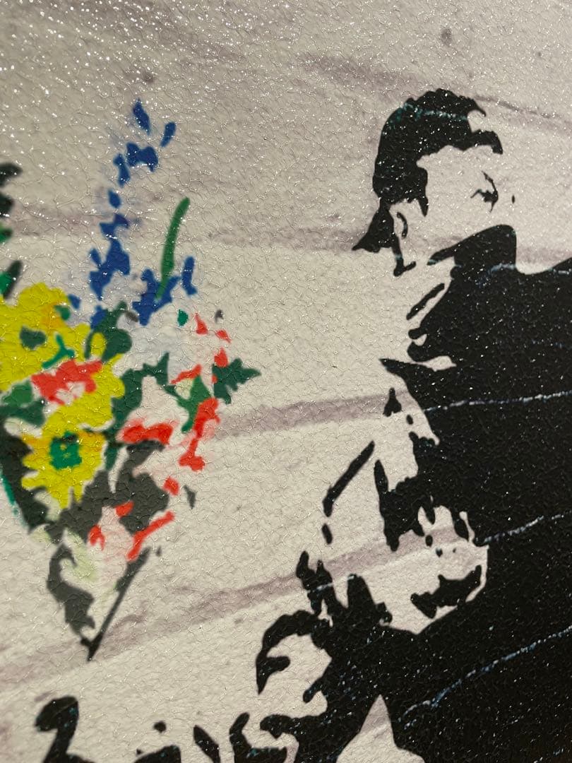 バンクシー　 花束を投げる男 絵画　アート