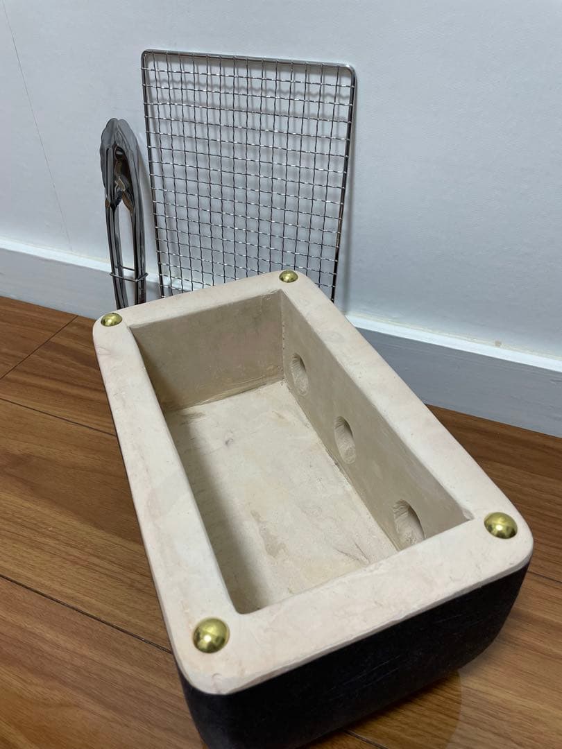 値下げ 稀少 石川県珠洲市産出 純珪藻土切出し七輪 人気の長角30cm大判 網付