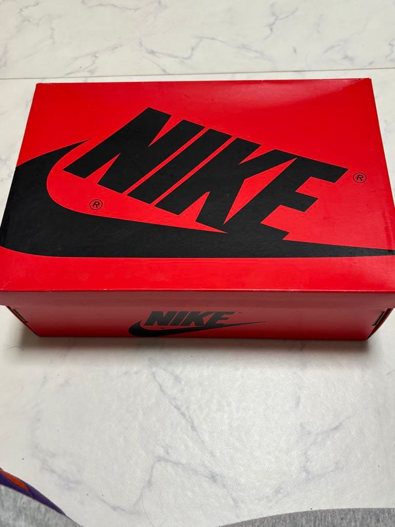 Nike Air Jordan 1 エアジョーダン1レッド