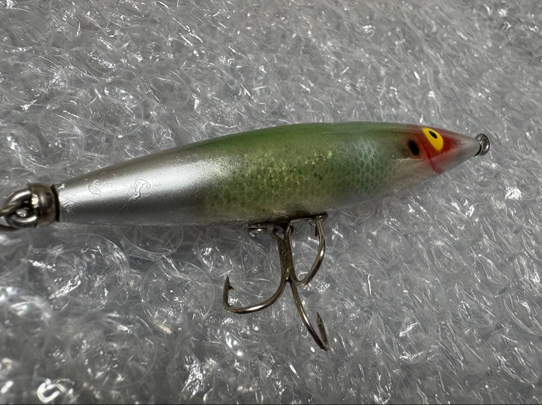 オールドヘドン　ダイイングクイーバー　レアカラー　イエローアイ　HEDDON