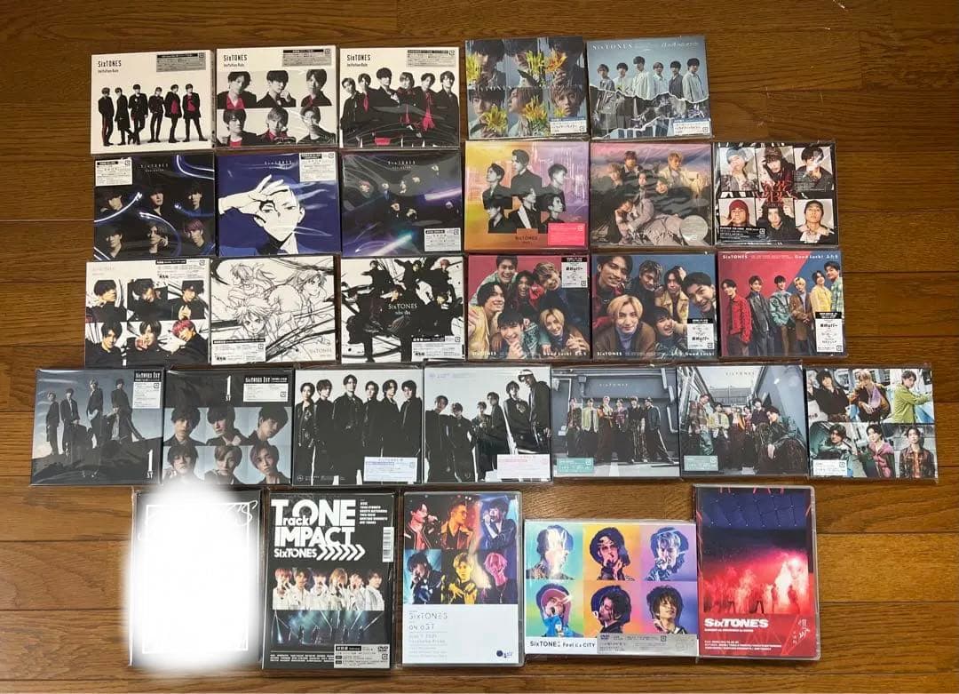 値下げ中！！SixTONES グッズ CD DVD まとめ売り　バラ売り可