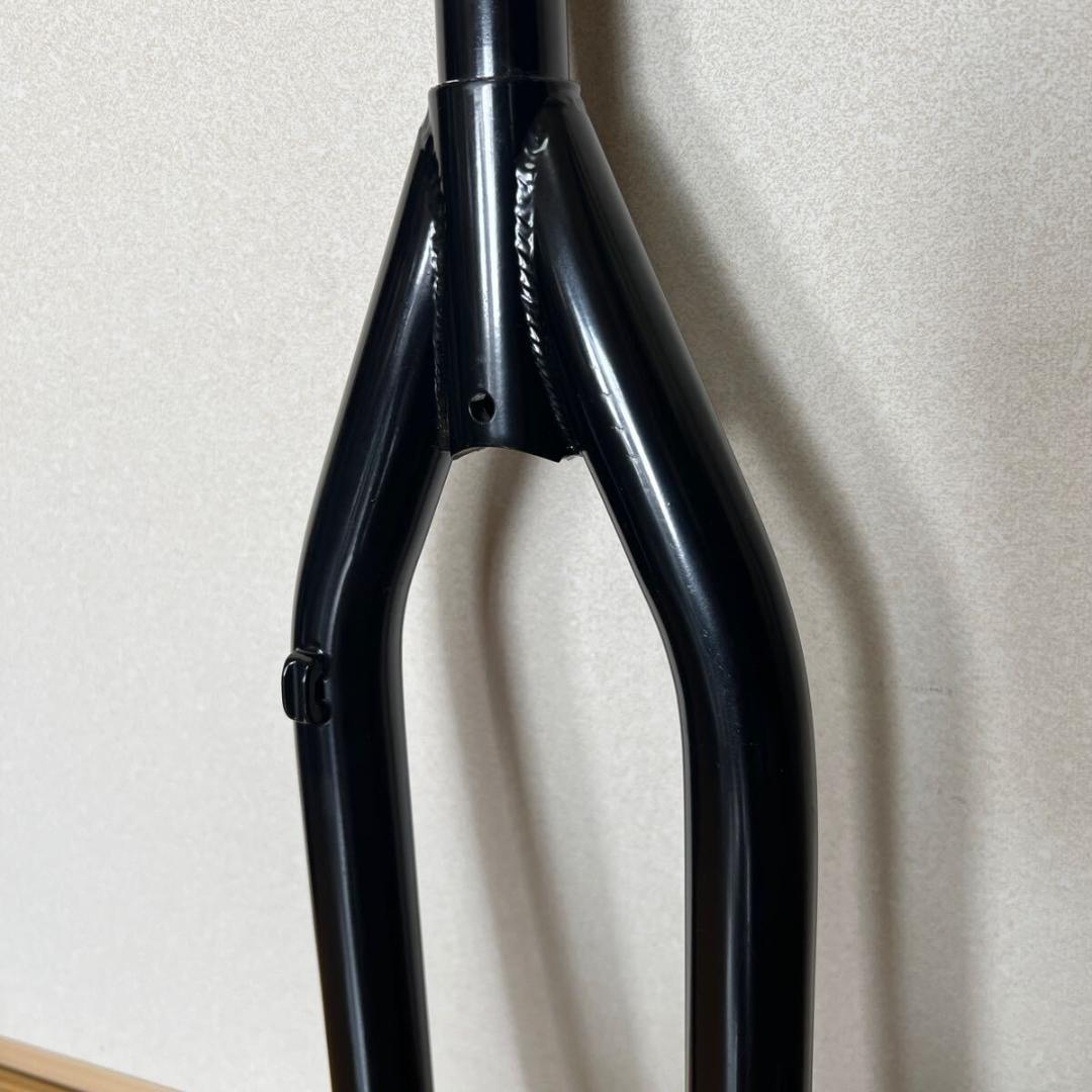 新車外しGT PRO PUMP TRACK CR-MOコロモリフォークMTB