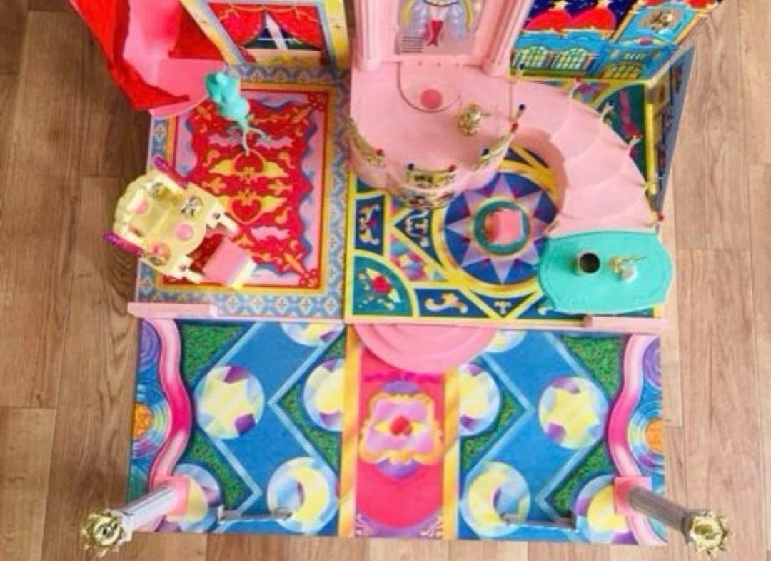 希少　当時　セーラームーン セーラーチーム　スパークリングキャッスル