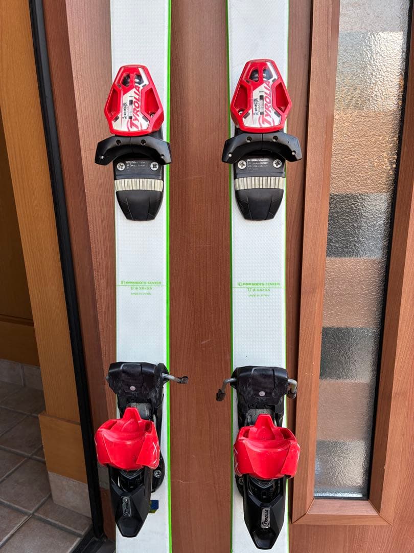 Yosiyuki スキー板　ID ONE ビンディング付き