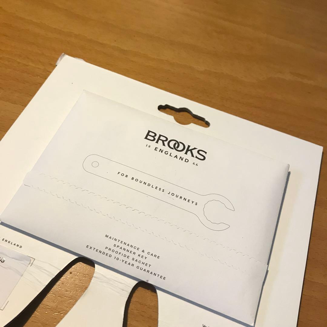 Brooks ブルックス Swift スウィフト クローム Honey 未使用品