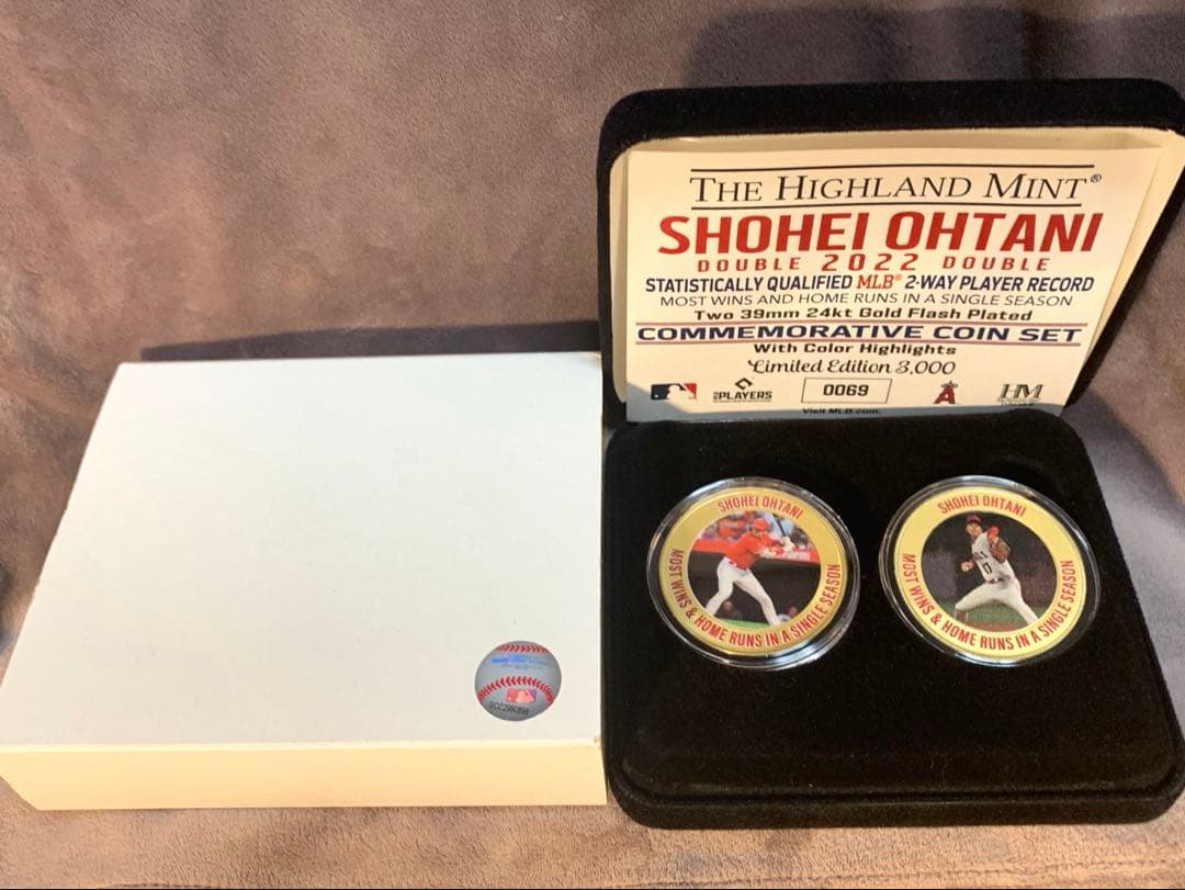 大谷翔平　2022年投打ダブル規定到達記念　ダブルゴールド　限定3000個