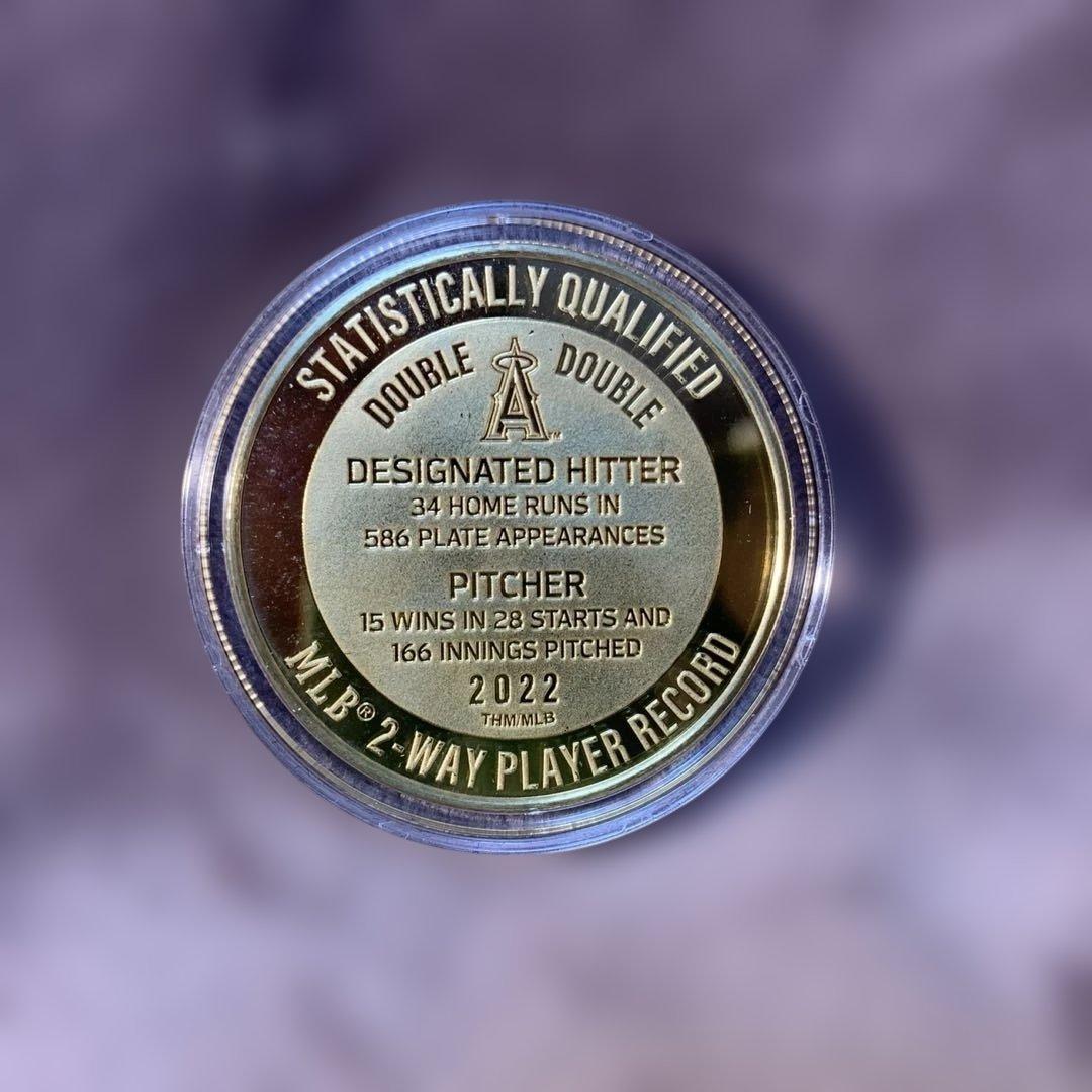 大谷翔平　2022年投打ダブル規定到達記念　ダブルゴールド　限定3000個