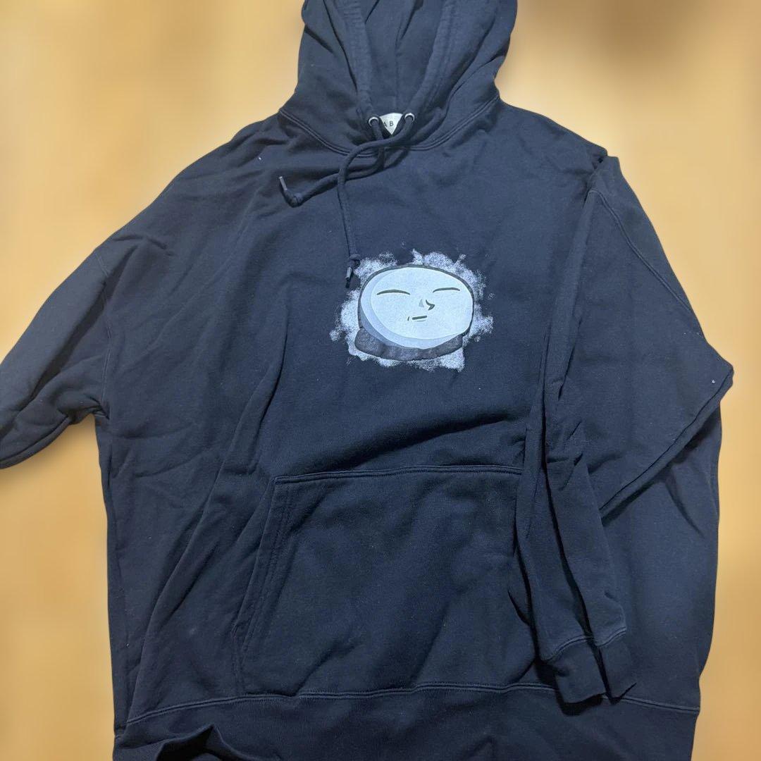 もこう パーカー 黒