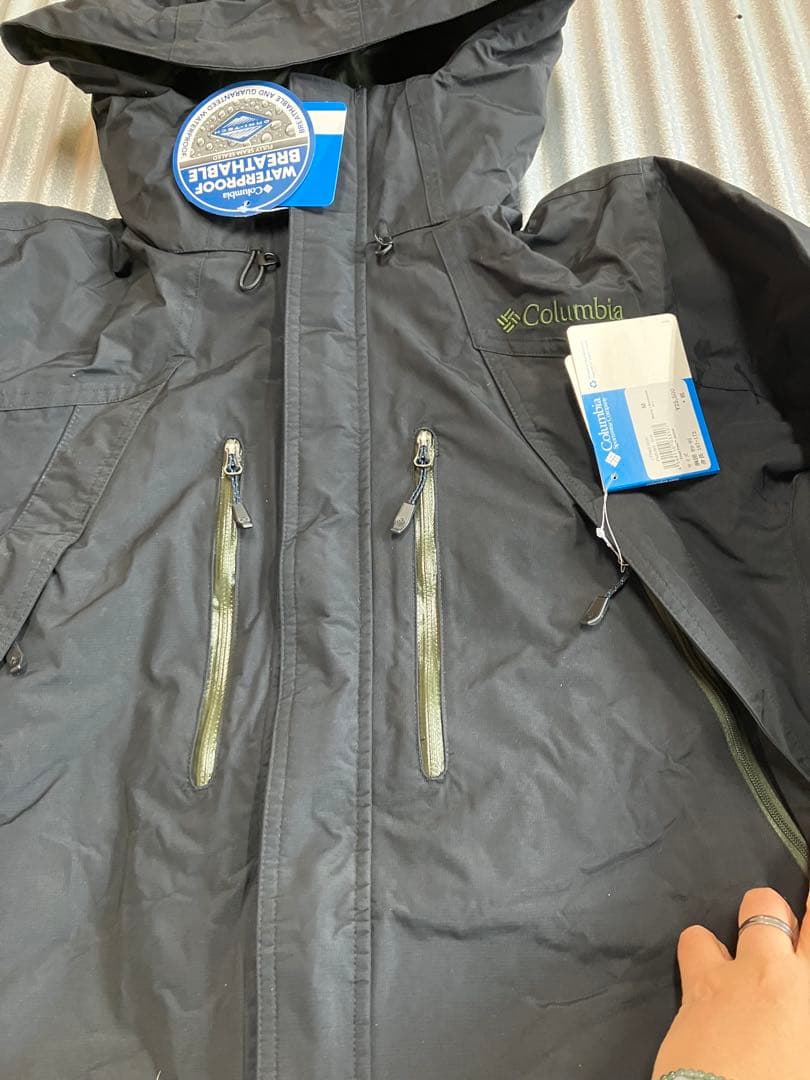 未使用　コロンビア　スノボウェア　上着　ジャケット　アウター　メンズ　黒　M
